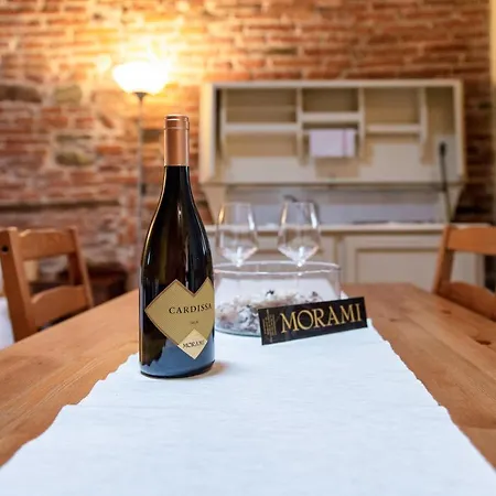 Morami Wine Farm stay *